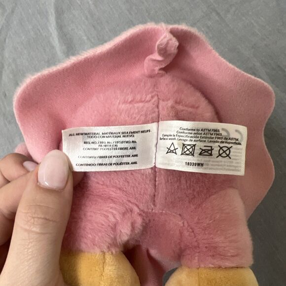 Pokemon Detective Pikachu Snubbull Deluxe Plush Toy With Sound FS Bnfts Chrty - Picture 9 of 11